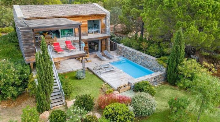 Travaux de piscine Corse