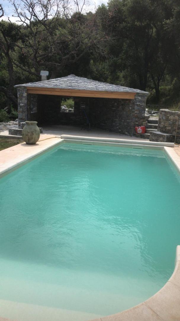 Pierres piscine, Provence-Alpes-Côte d'Azur